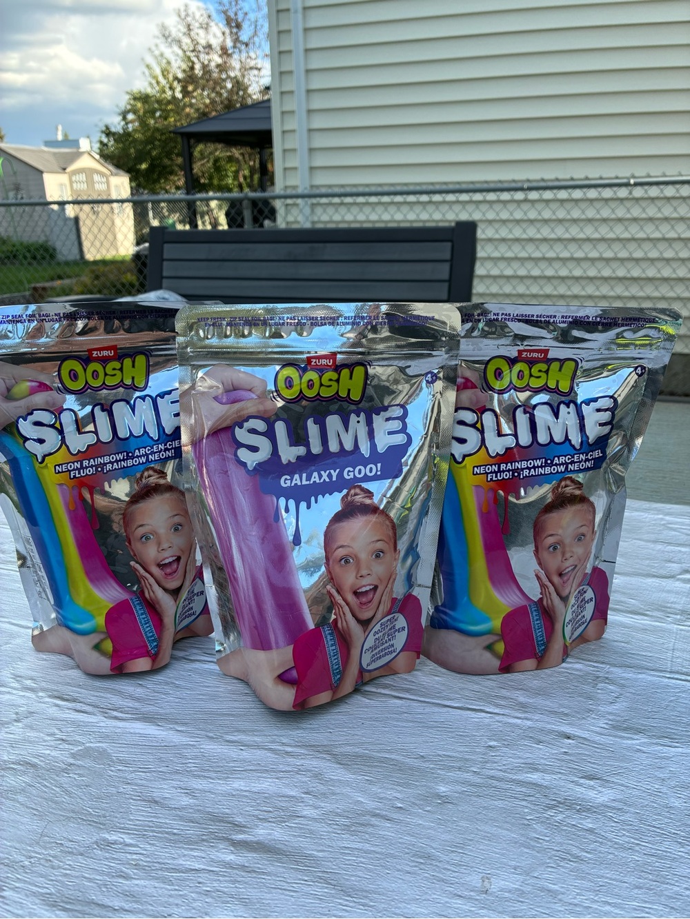 New Zuru Oosh Slime Foil Bags Galaxy Goo & Neon Rainbow (2) Lot of 3
